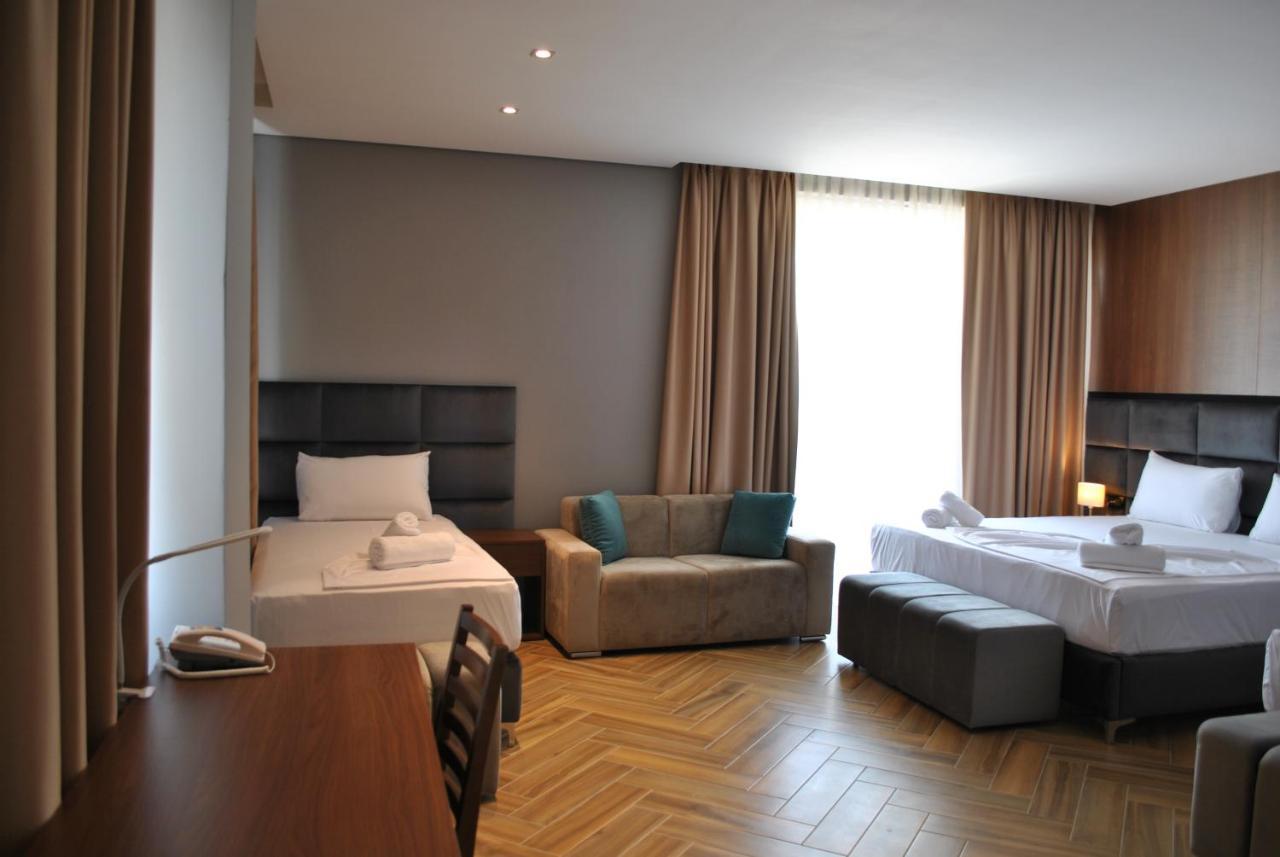 Twin Towers Hotel City & Beach Resort Shëngjin 외부 사진