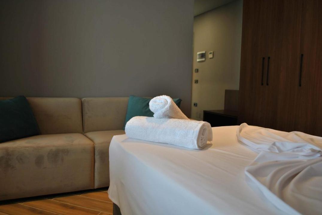 Twin Towers Hotel City & Beach Resort Shëngjin 외부 사진