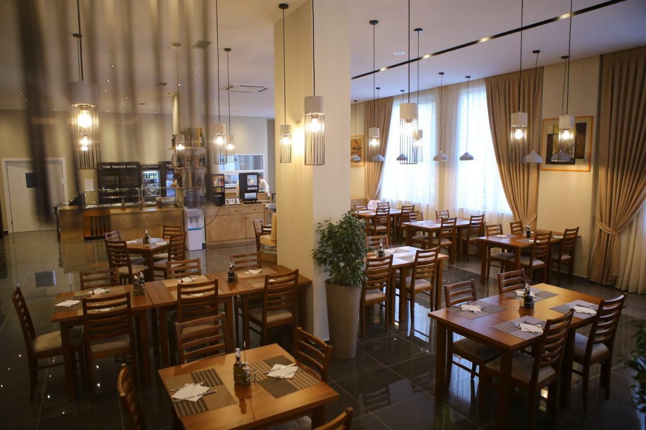Twin Towers Hotel City & Beach Resort Shëngjin 외부 사진